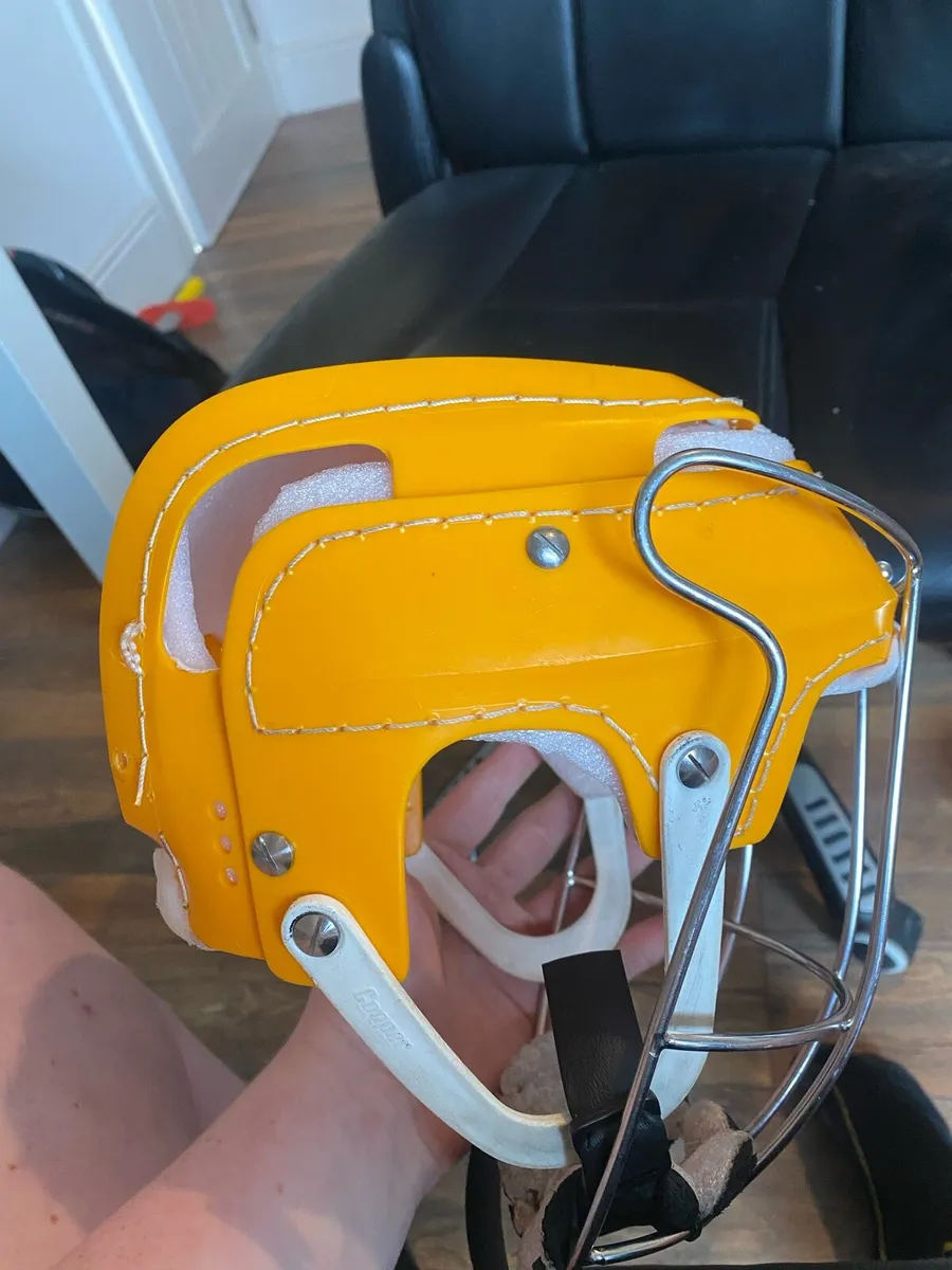 Oldstyle Yellow Cooper Helmet Junior - Image 2