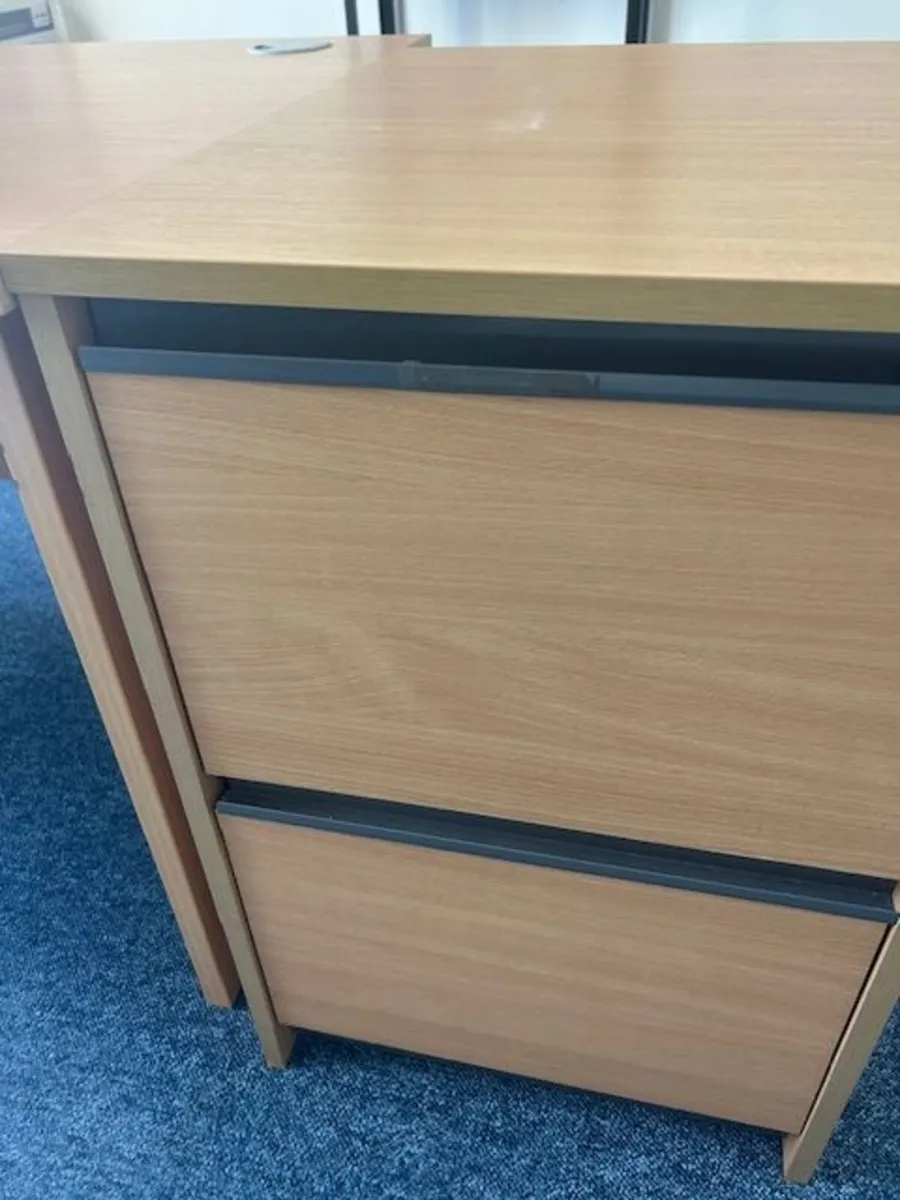 Office furniture - Image 2