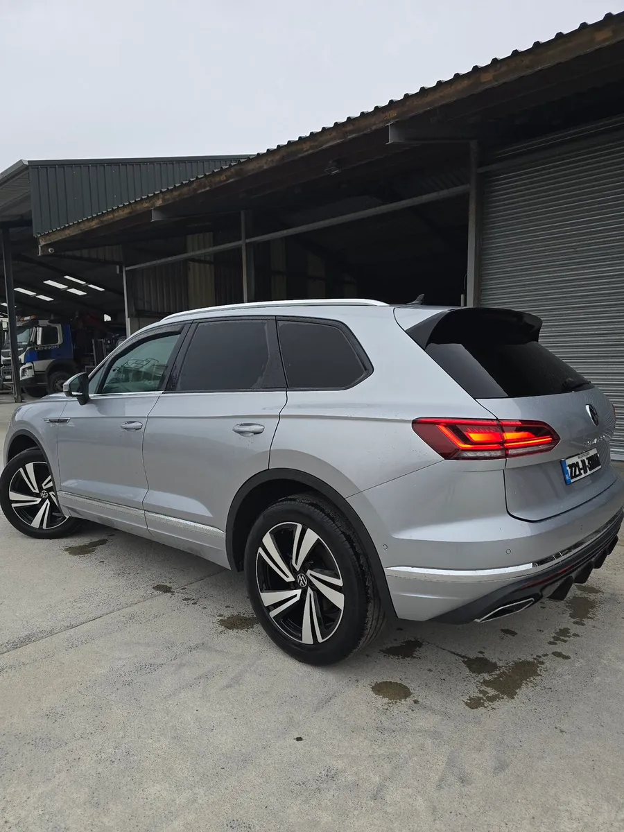 2022 Touareg - Image 4