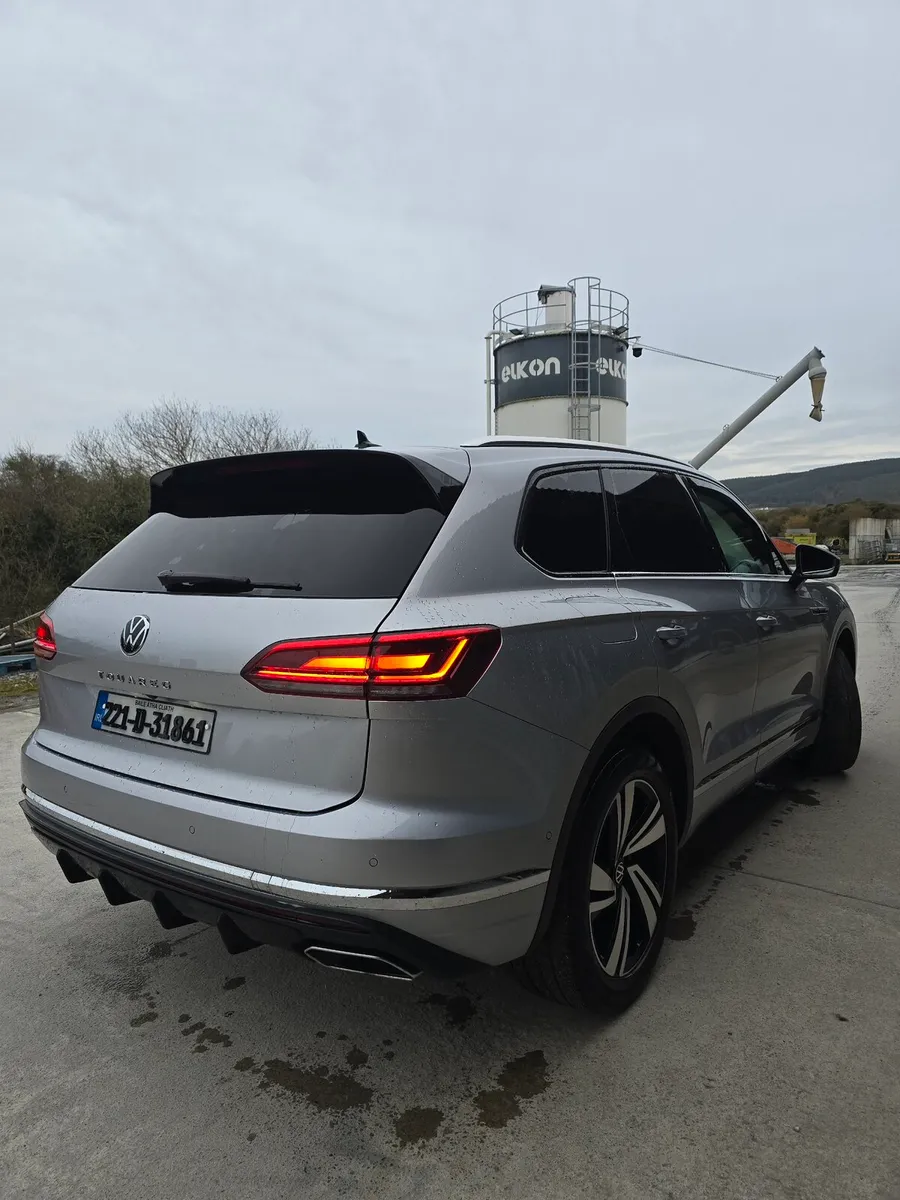 2022 Touareg - Image 3
