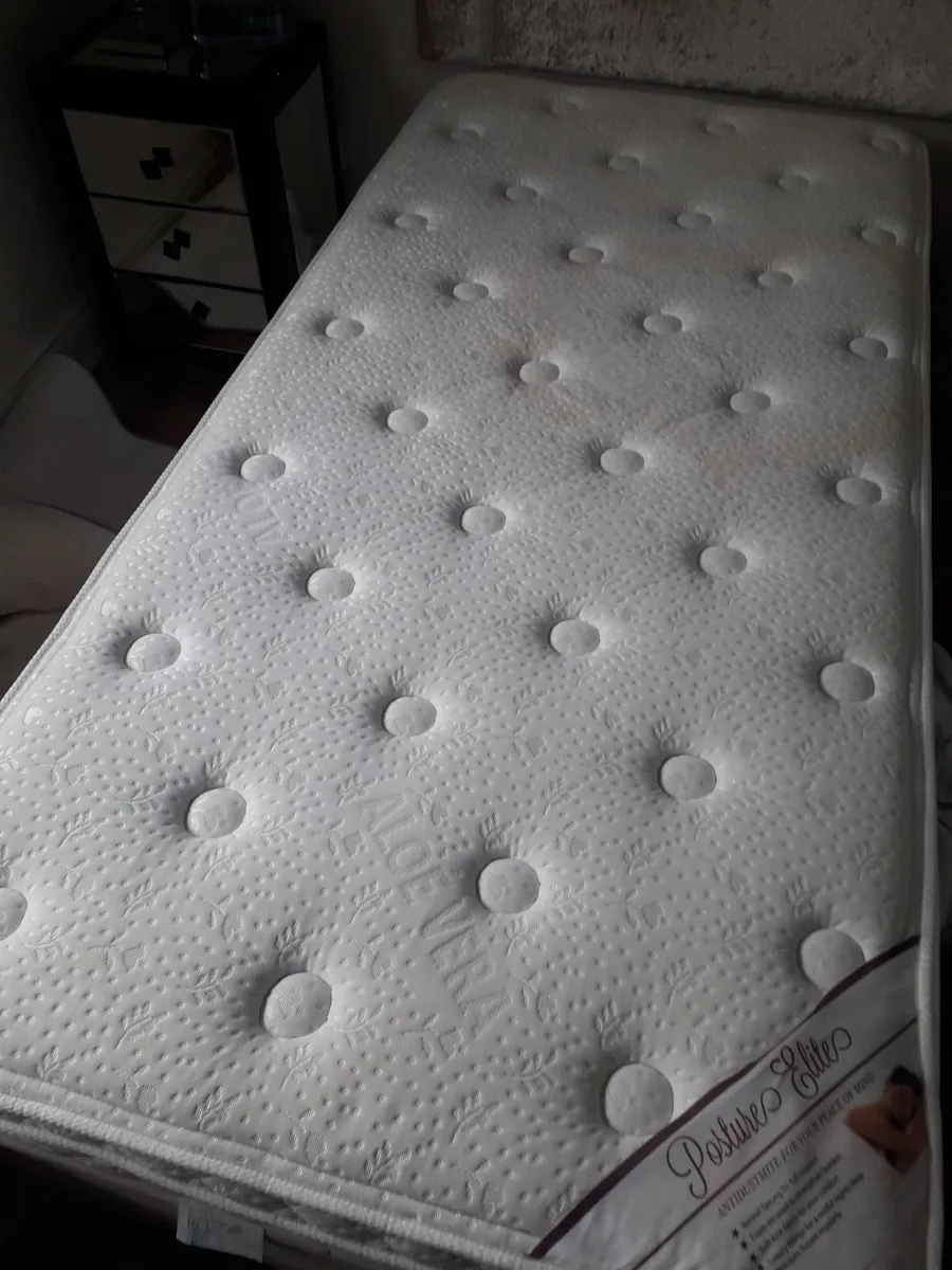 Single bed - Image 3