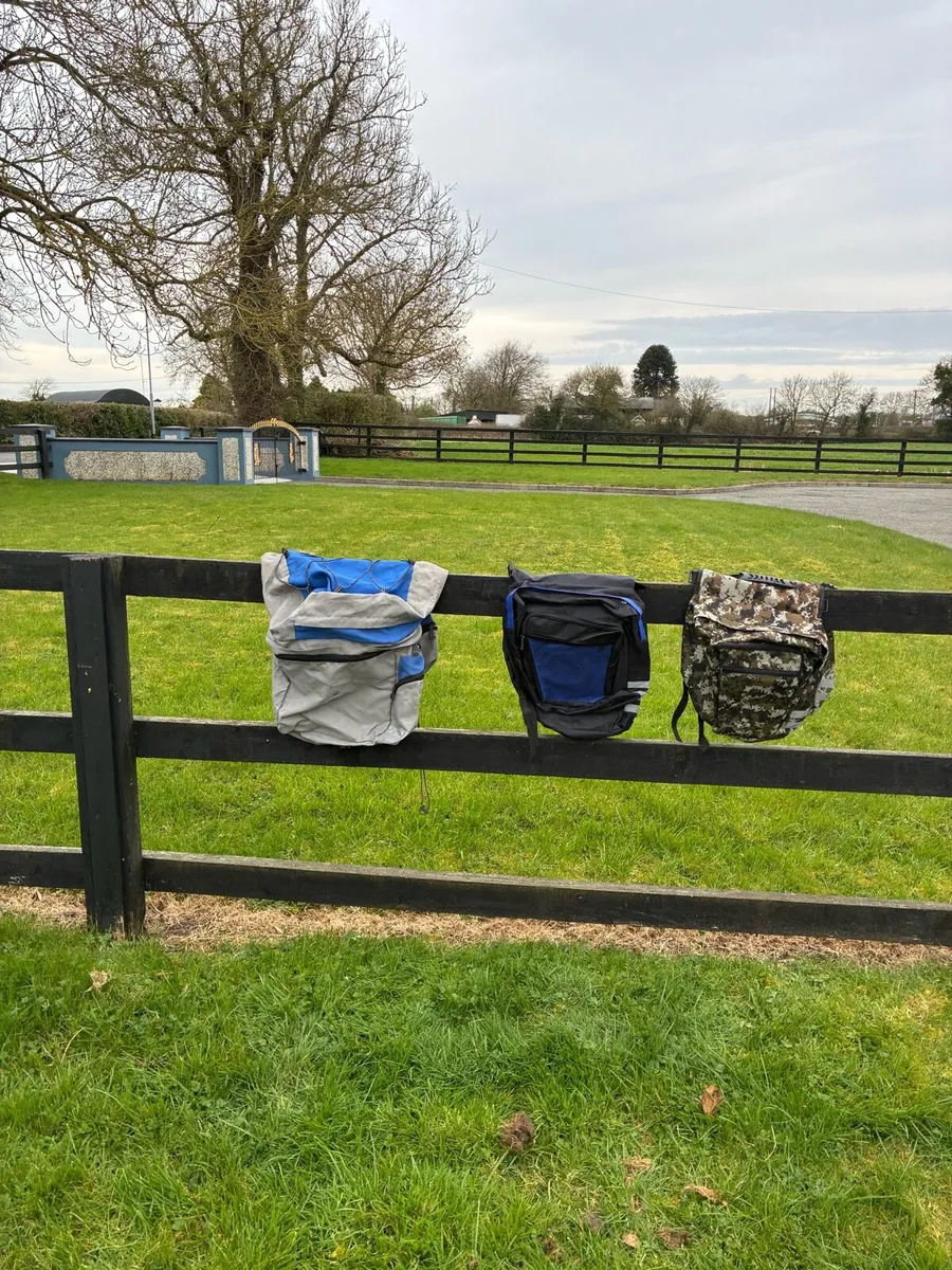 3 Bicycle travel bags - Image 1