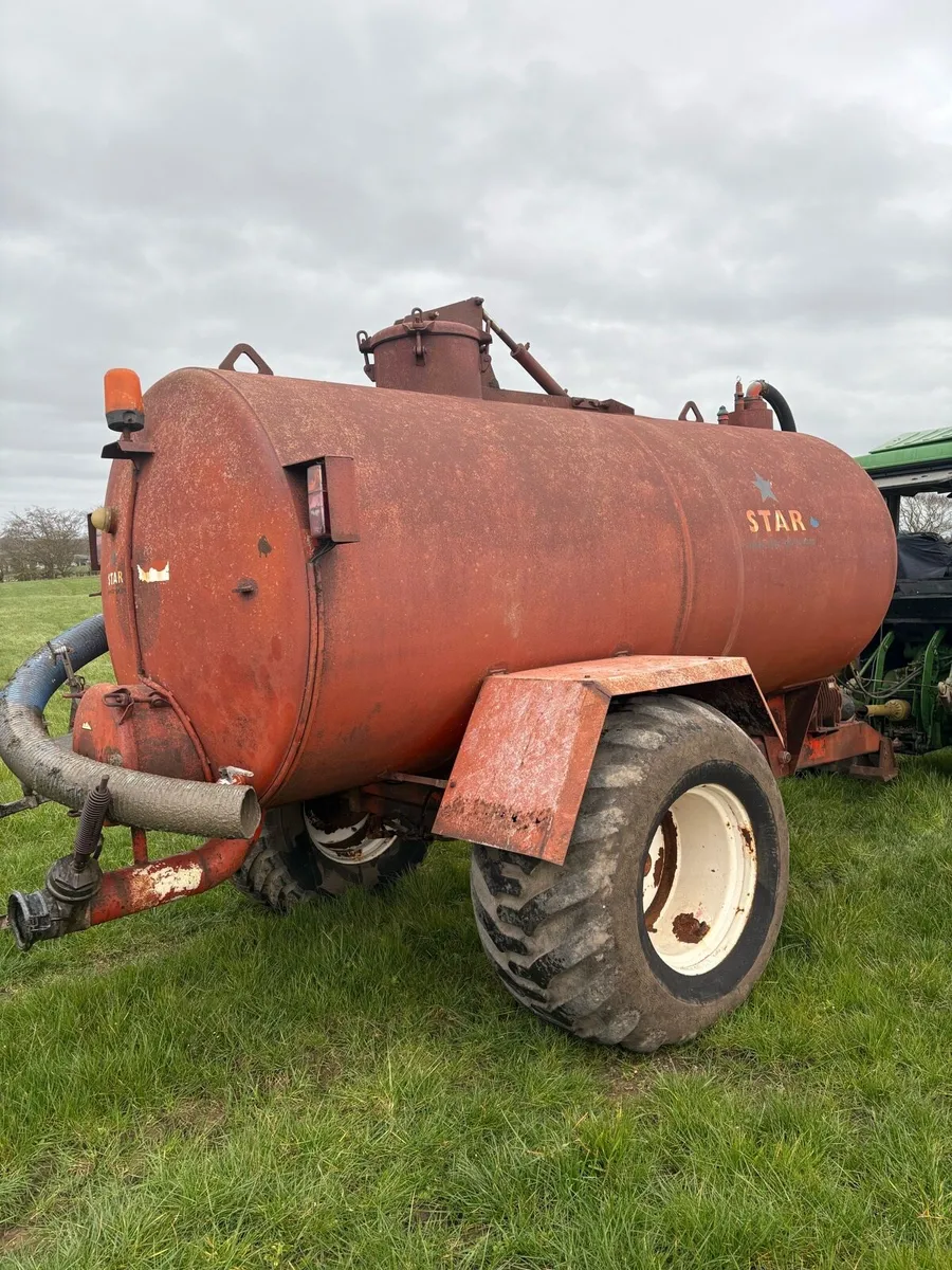 Star 2000 gallon tanker - Image 2