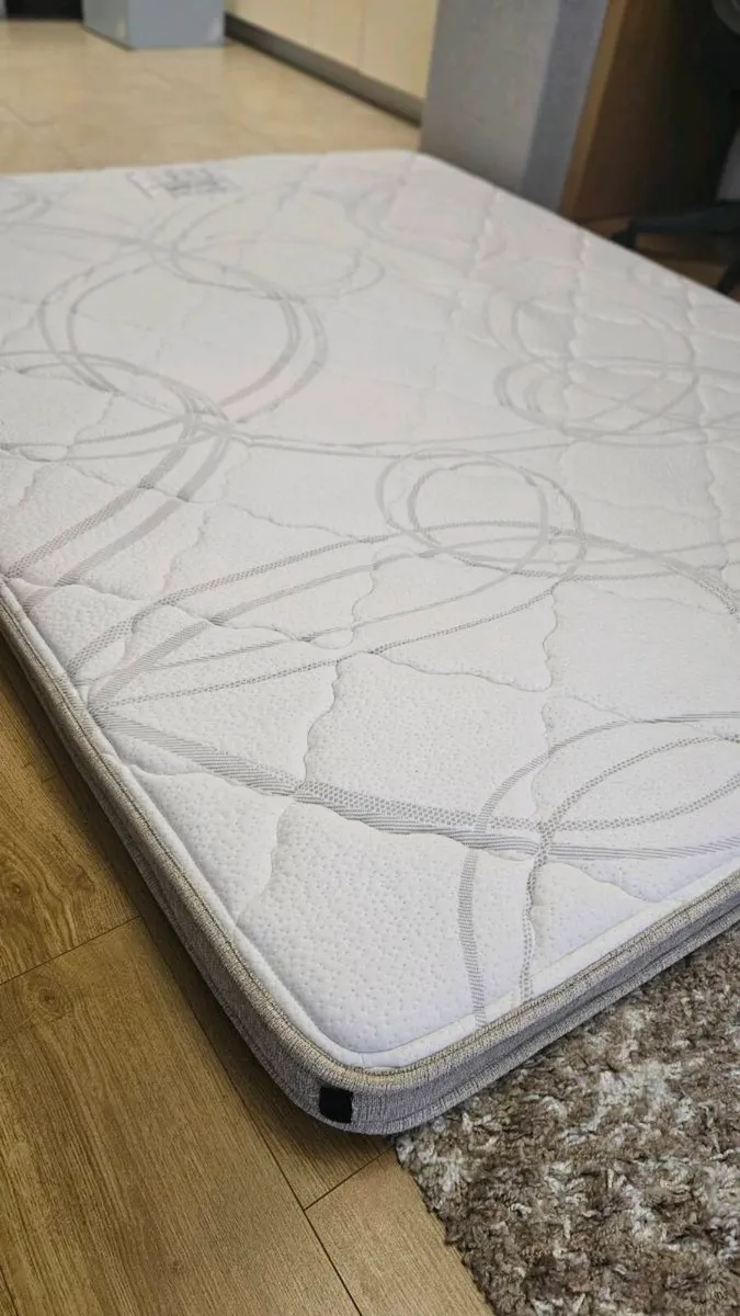 Mattress topper - king size - Image 3