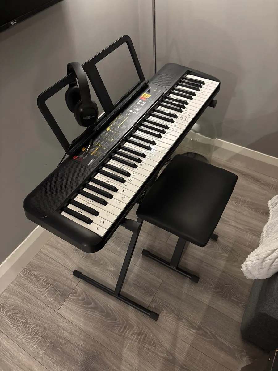 Piano Keyboard - Image 1