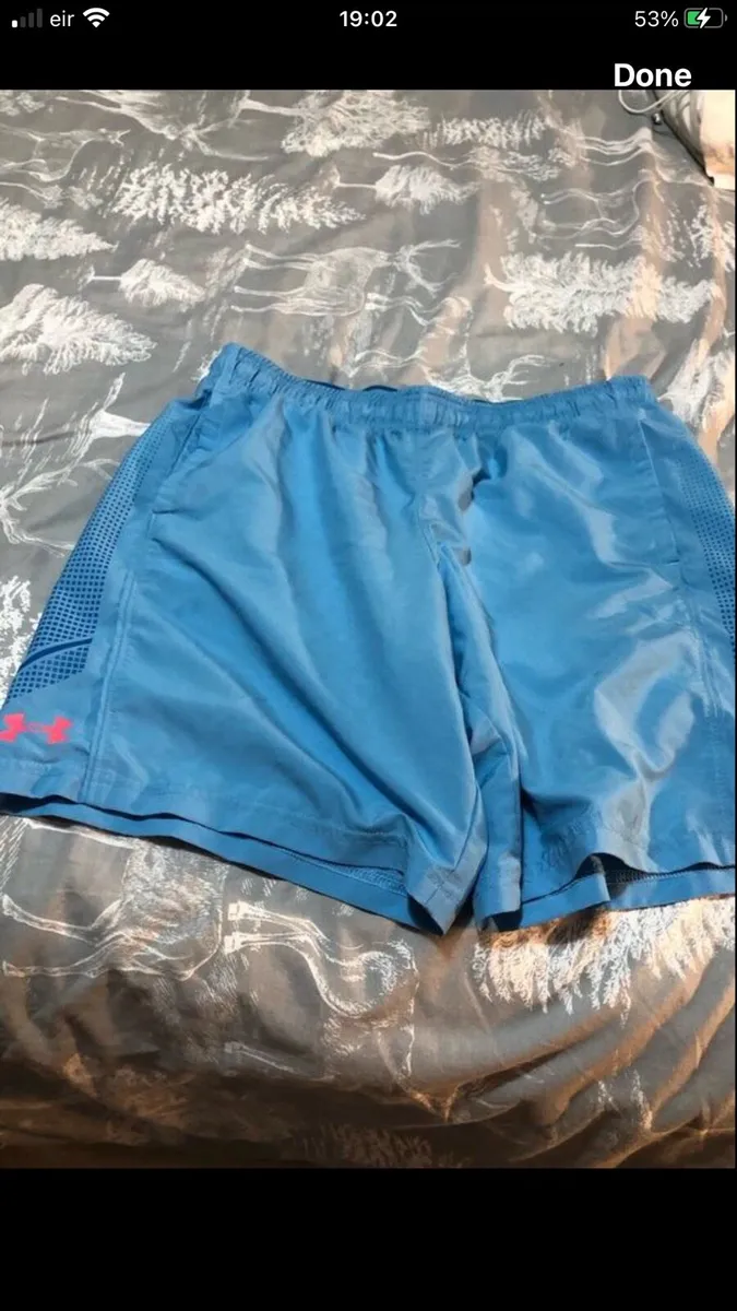 Boys northface shorts size XL €5 - Image 1