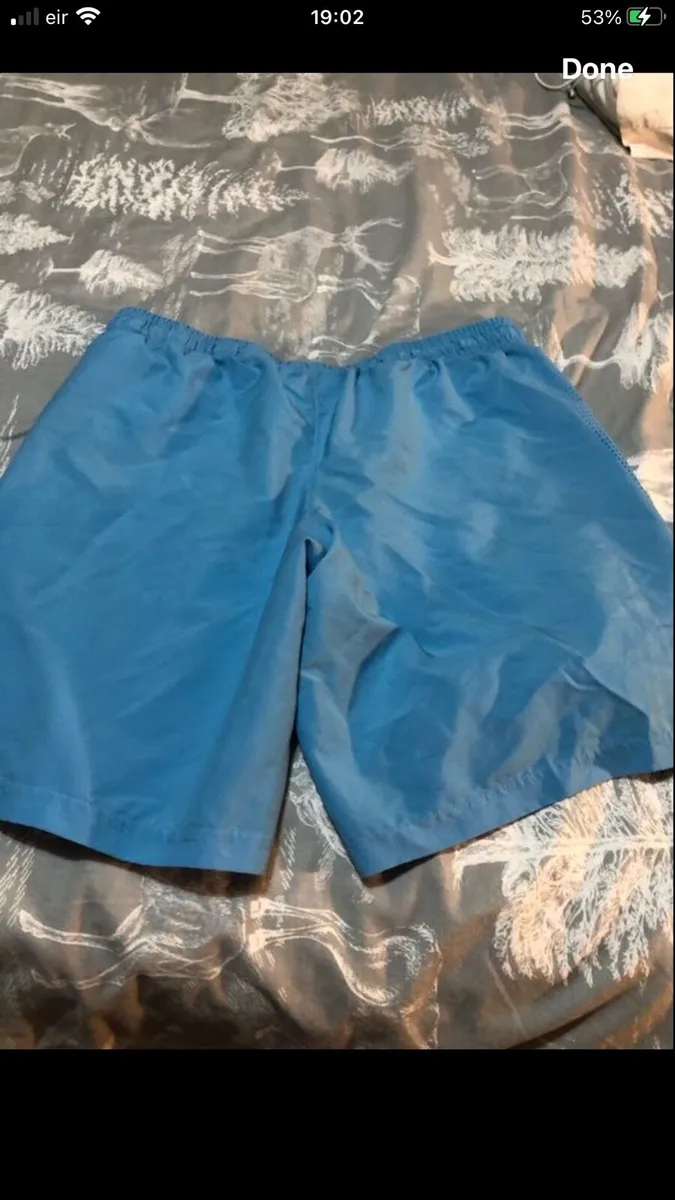 Boys northface shorts size XL €5 - Image 2