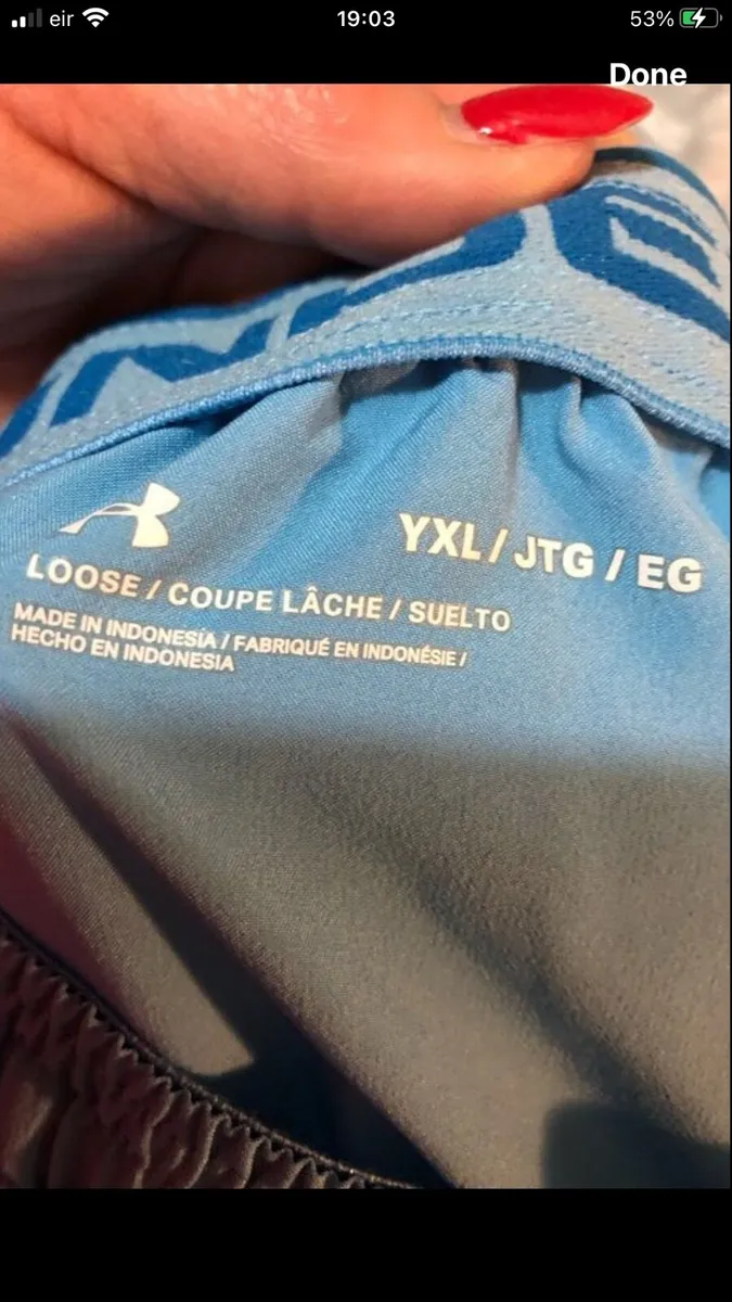 Boys northface shorts size XL €5 - Image 3