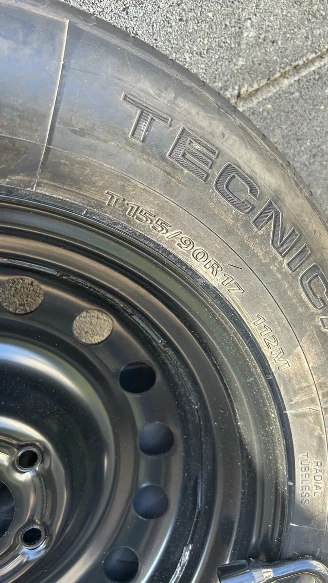 Spare wheel with jack & wheel brace for Mazda CX5 - Image 2