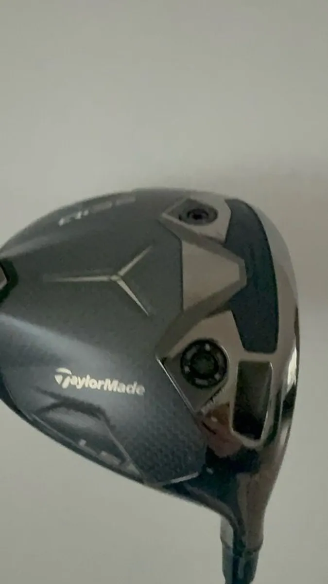 Taylormade Qi35 LS 9 Degree Driver - Image 2