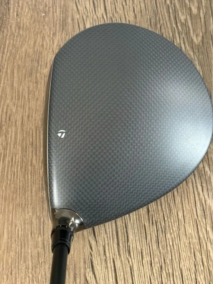 Taylormade Qi35 LS 9 Degree Driver - Image 4