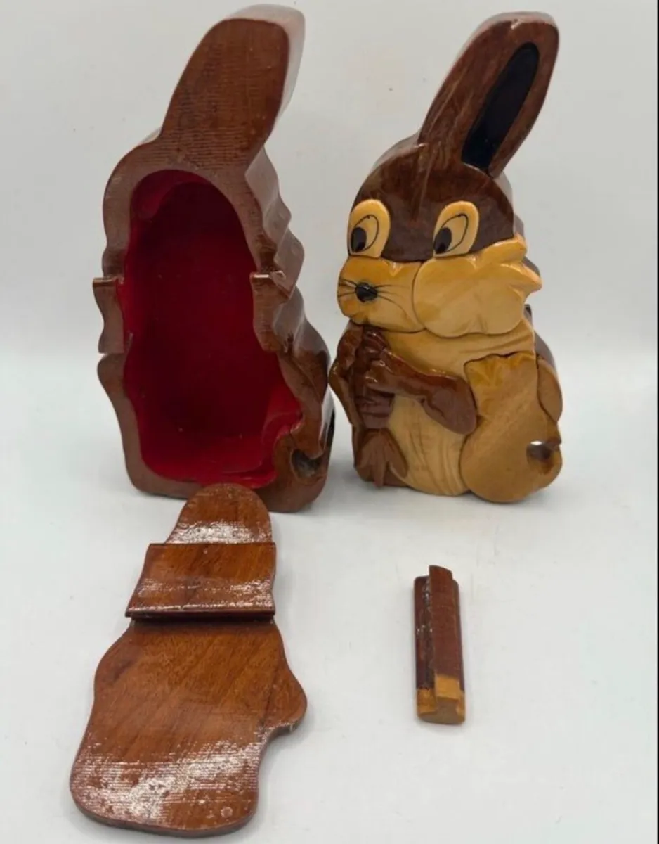 Wooden rabbit secret ring holder - Image 3