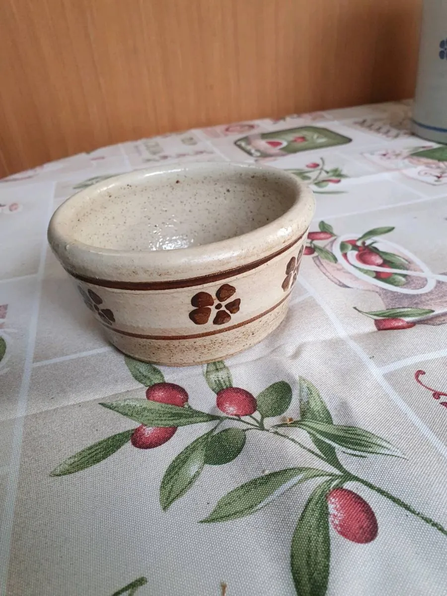 Origional Nicholas Mosse bowl - Image 3