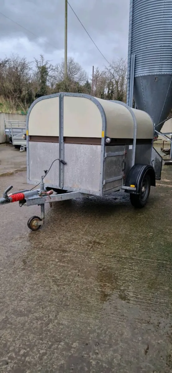 Bateson Sheep/Calf Trailer - Image 1