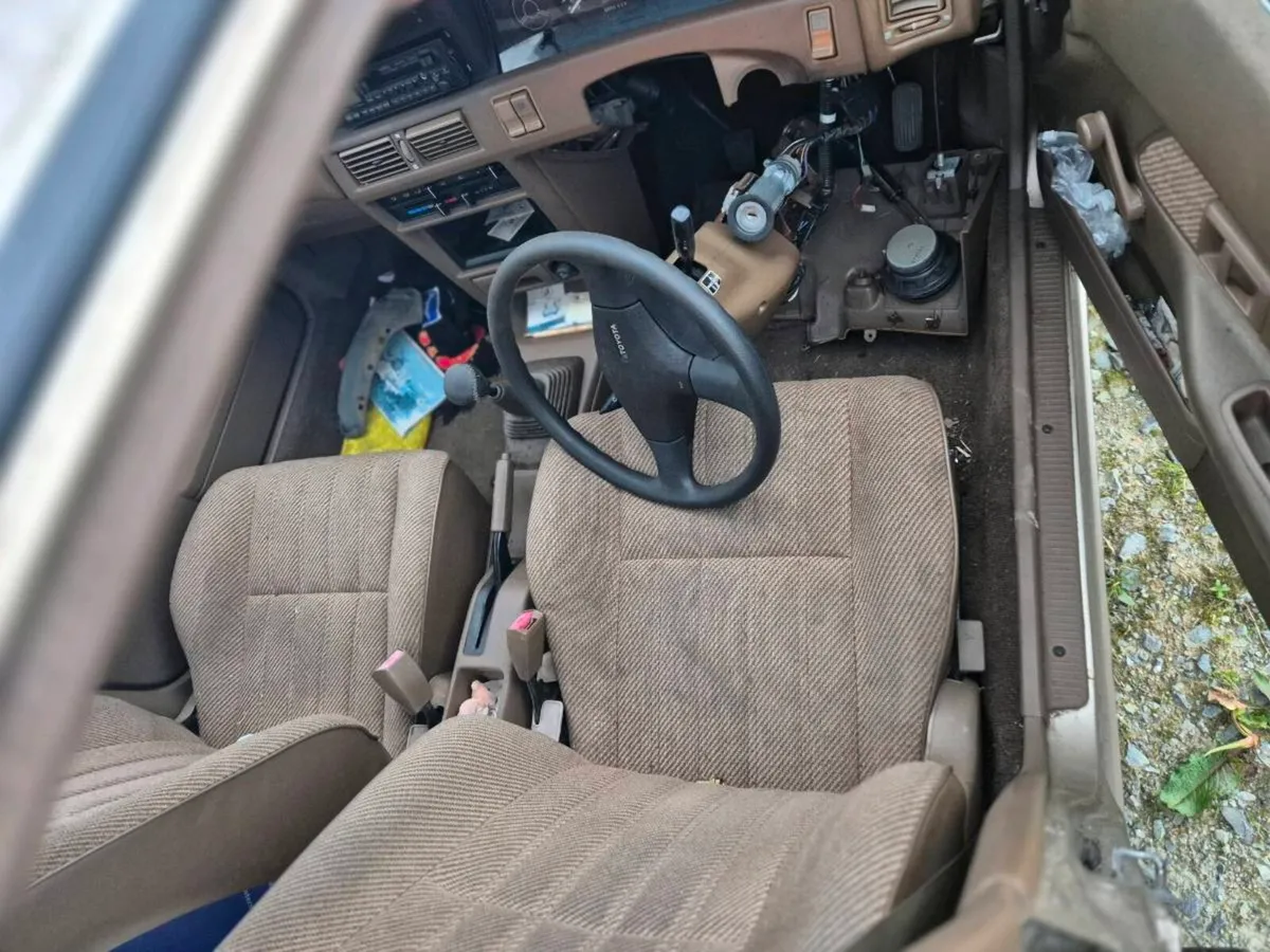 1989 Toyota Corolla Petrol Spares or repair - Image 4