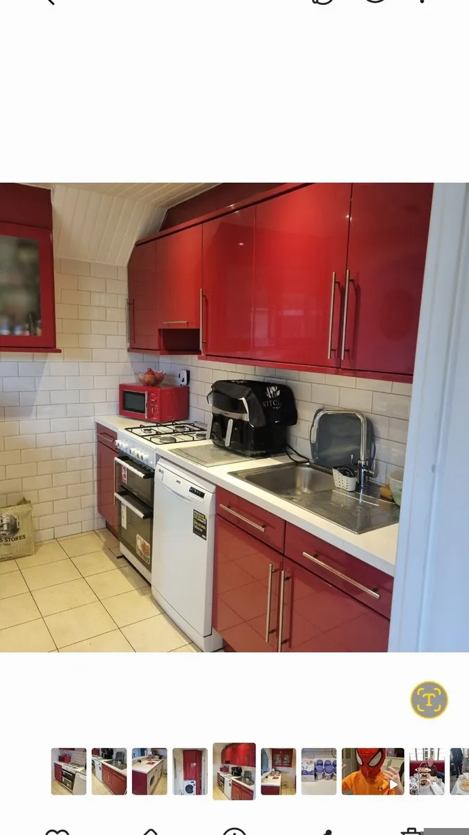 Kitchen cabinets - Image 1