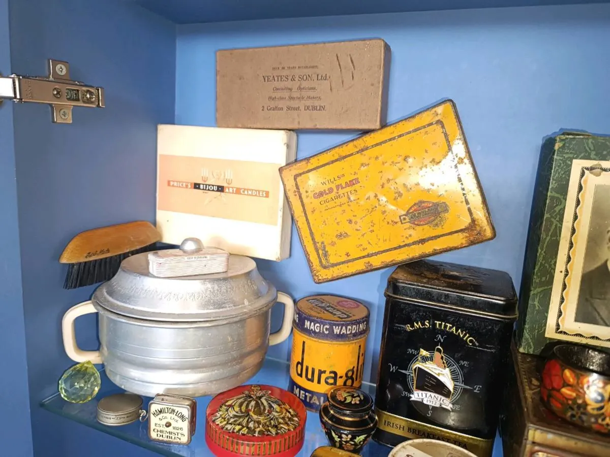 Old Tins - Image 2