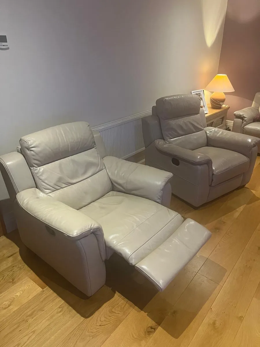 Genuine Leather 3-Piece Suite – Excellent Conditio - Image 2