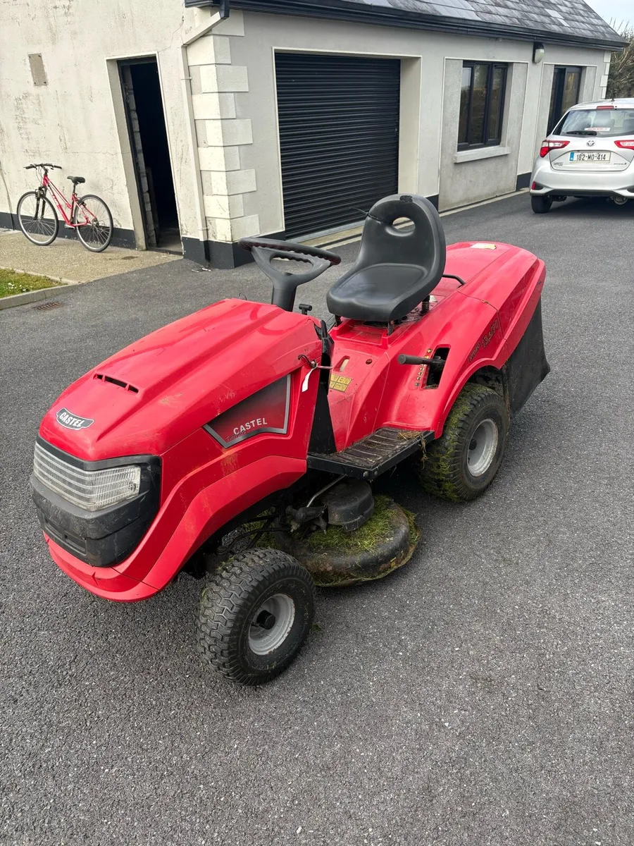 Castel lawnmower - Image 1