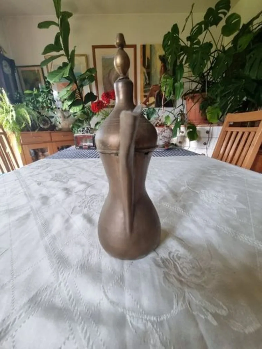 Vintage Brass Dallah Handcrafted Tea Pot Kettle - Image 3