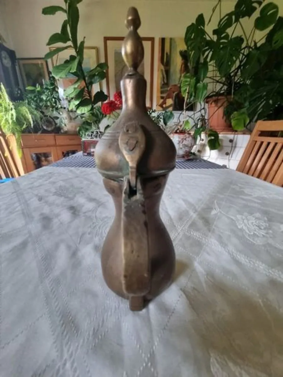 Vintage Brass Dallah Handcrafted Tea Pot Kettle - Image 2