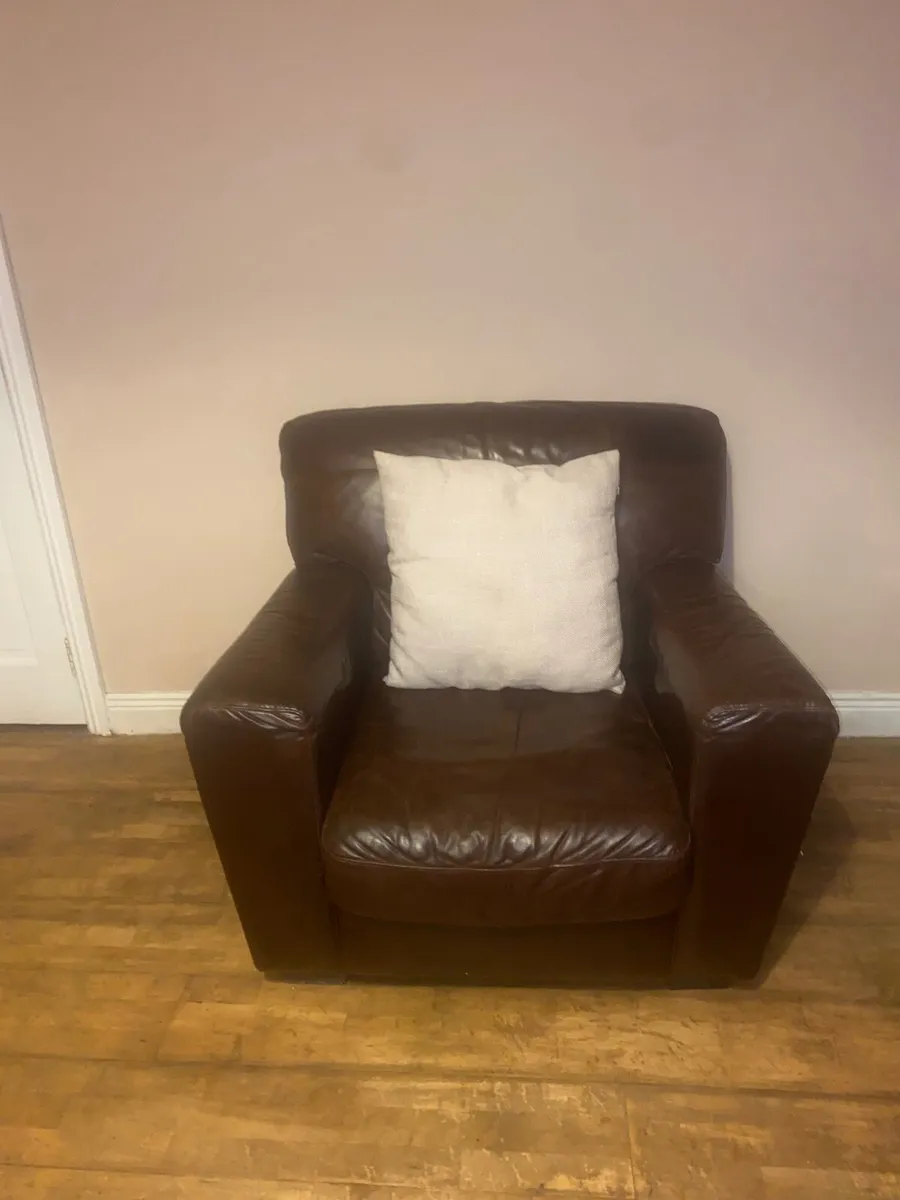 Leather armchair - Image 3