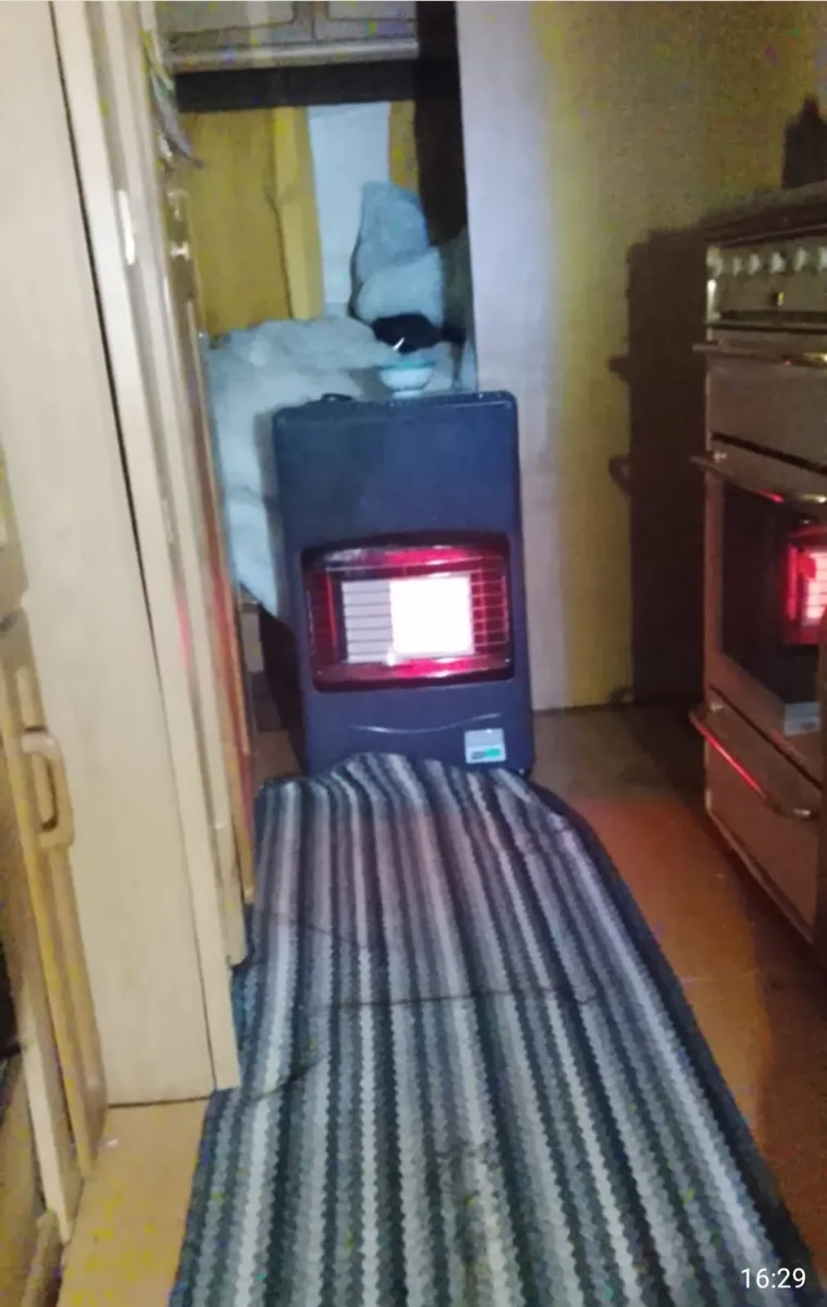 2 berth Caravan, Swift Chalenger - Image 3