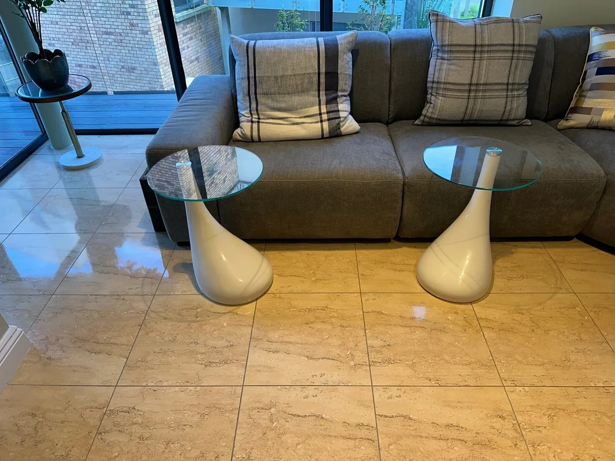 Coffee tables x2 - Image 1