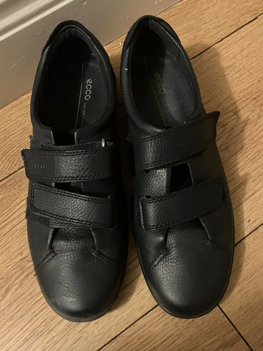 Ecco Shoes - Image 1