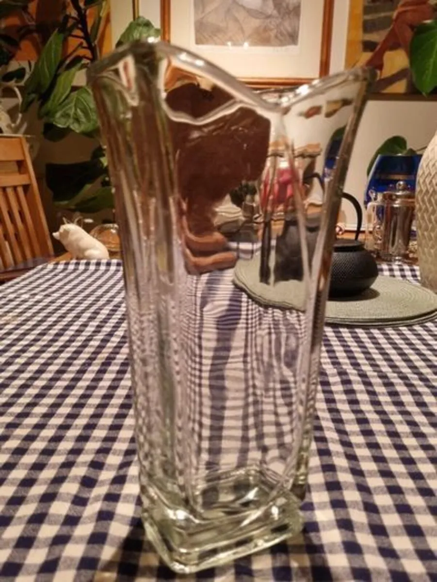 Large Italian vase - Image 1