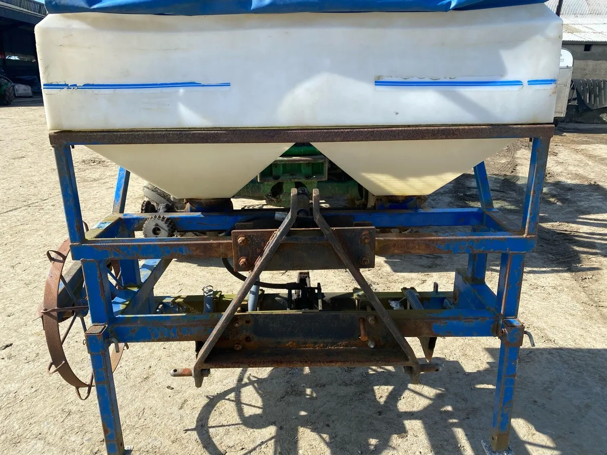 Horsten front fertiliser bin - Image 4
