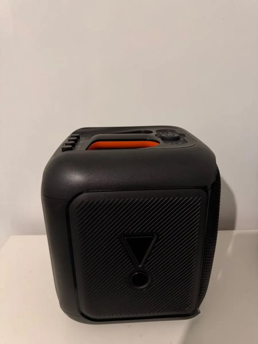 JBL PartyBox Encore + Microphone Excellent Condition - Image 3