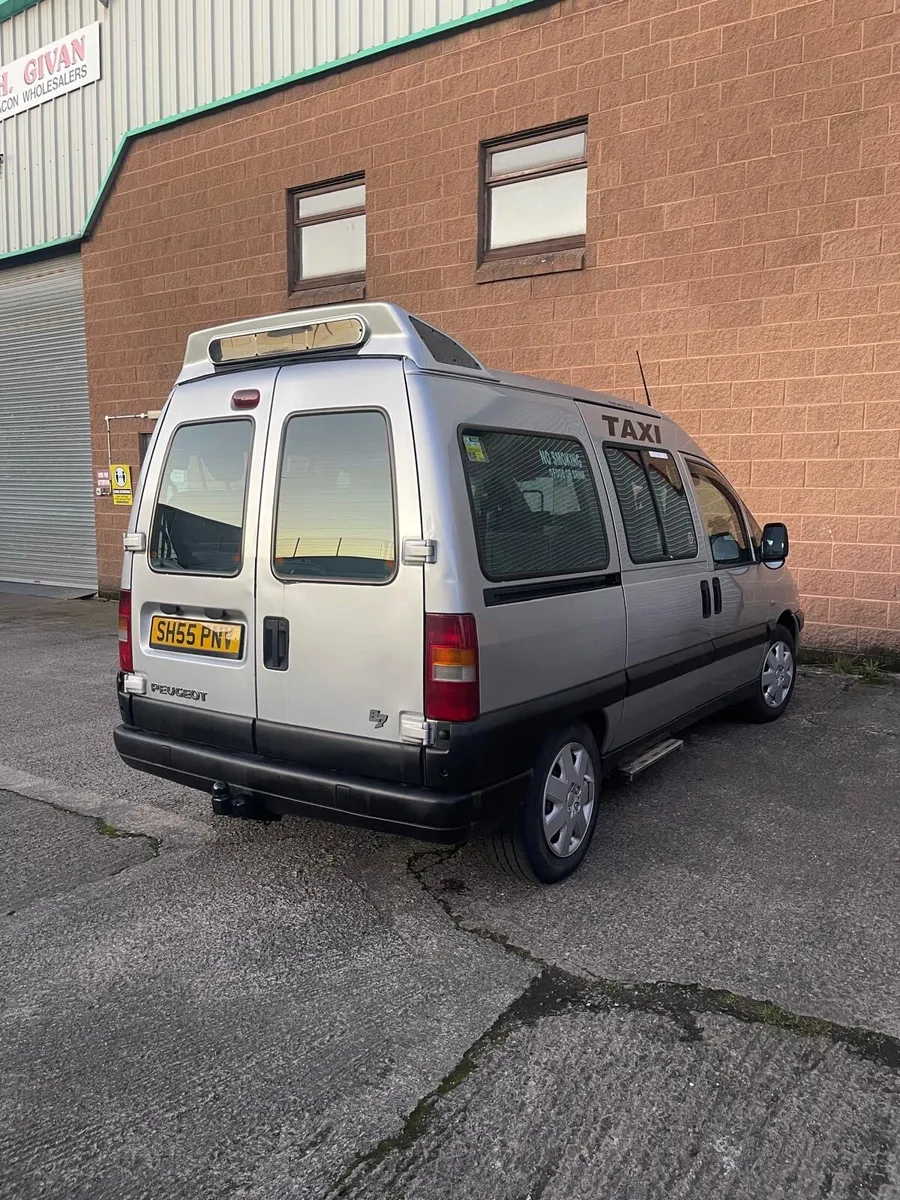 PEUGEOT EXPERT E7 TAXI - Image 1