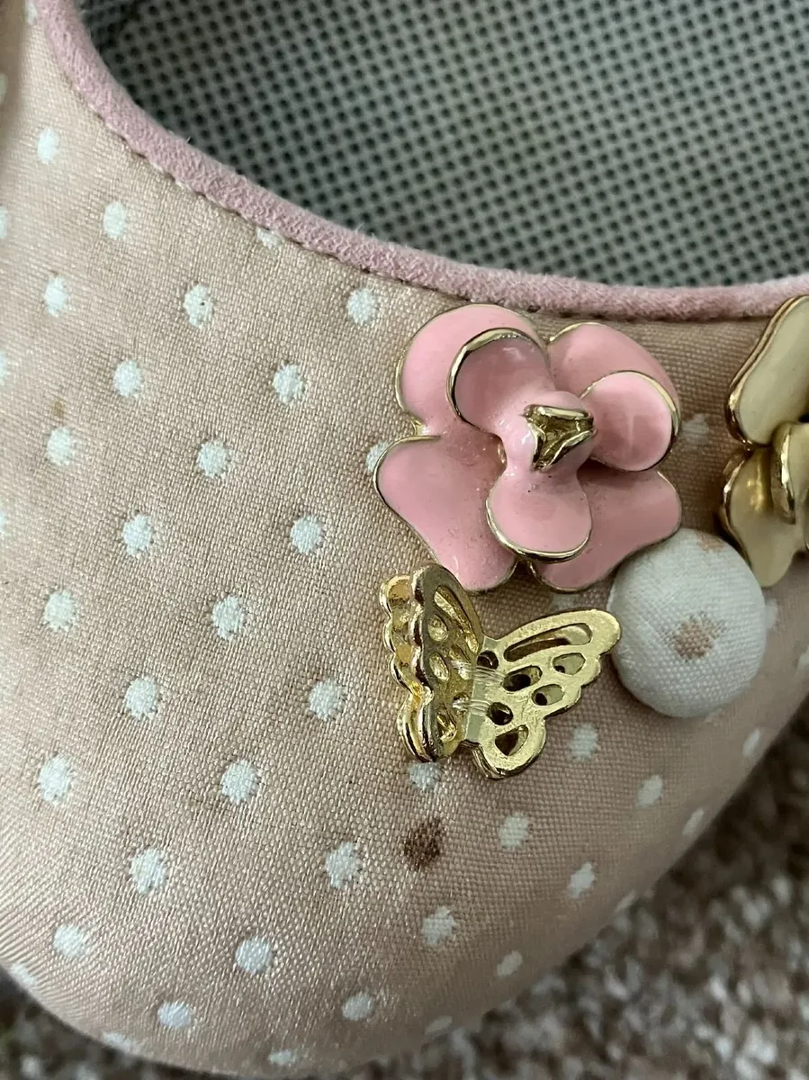 Ladies Shoes - Image 1