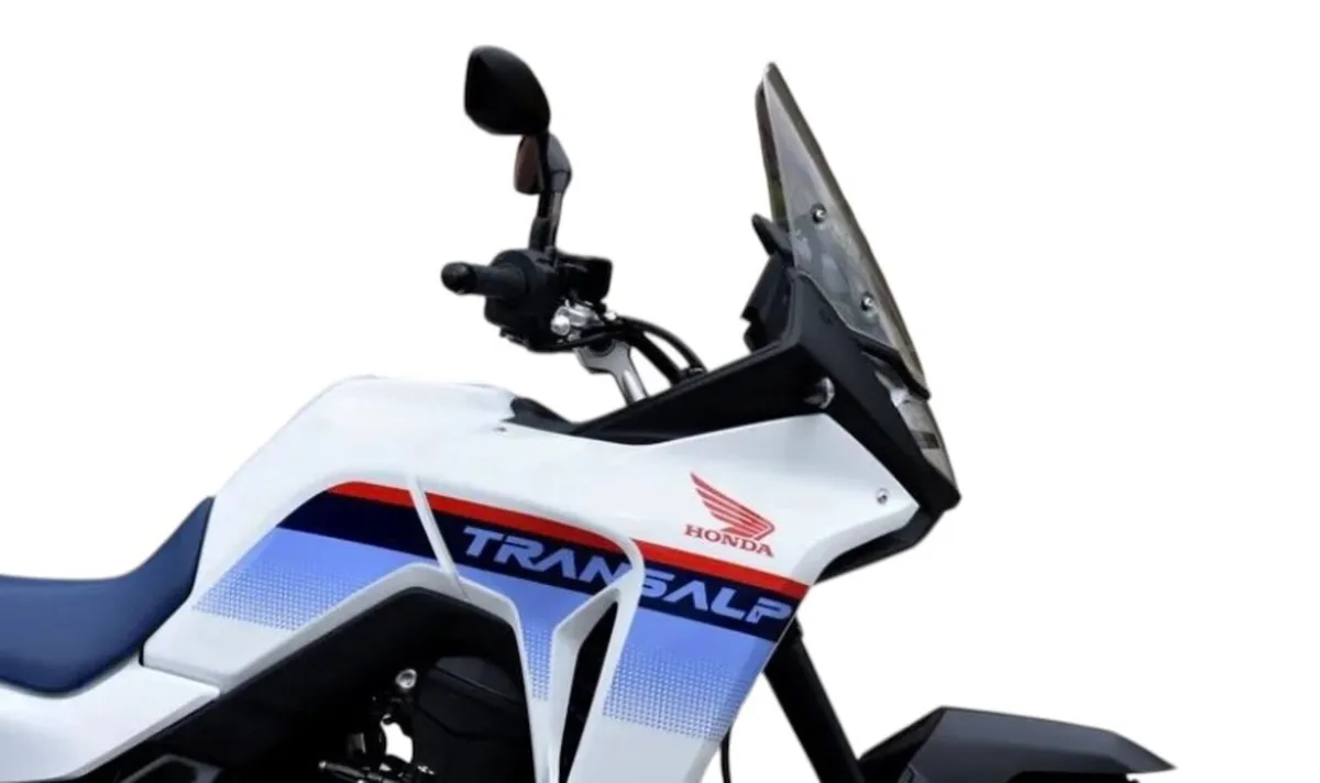 Honda Transalp 750 - Image 3
