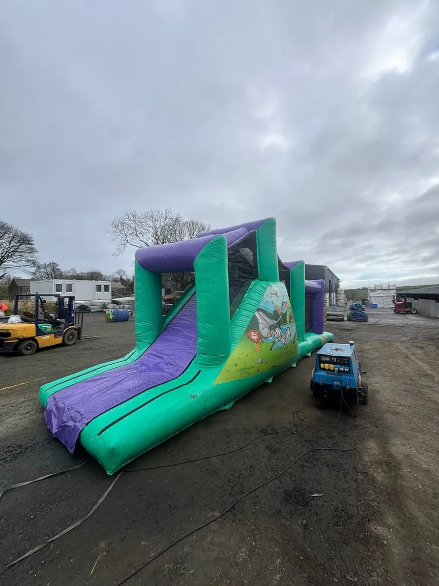 Bouncy castle Airquee 1 part assault course - Image 2