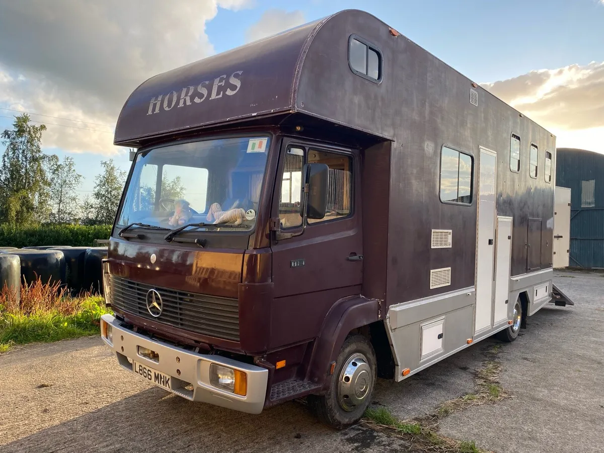 Horse lorry - Image 3
