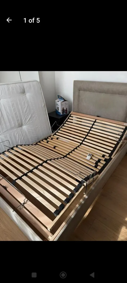 Electric/adjustable bed - Image 4