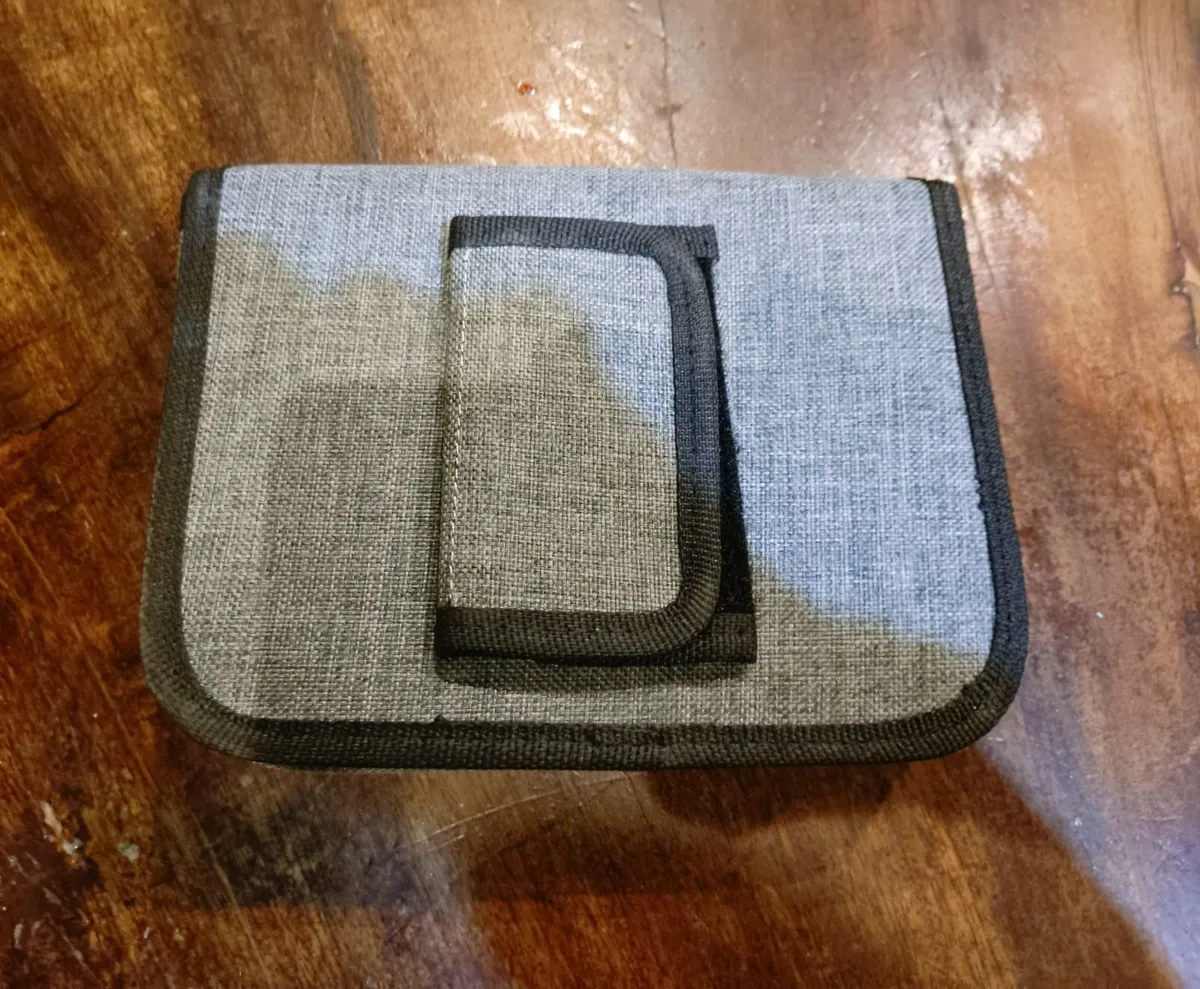 NISI & LOWEPRO FILTER POUCHES (NEW & USED). - Image 2