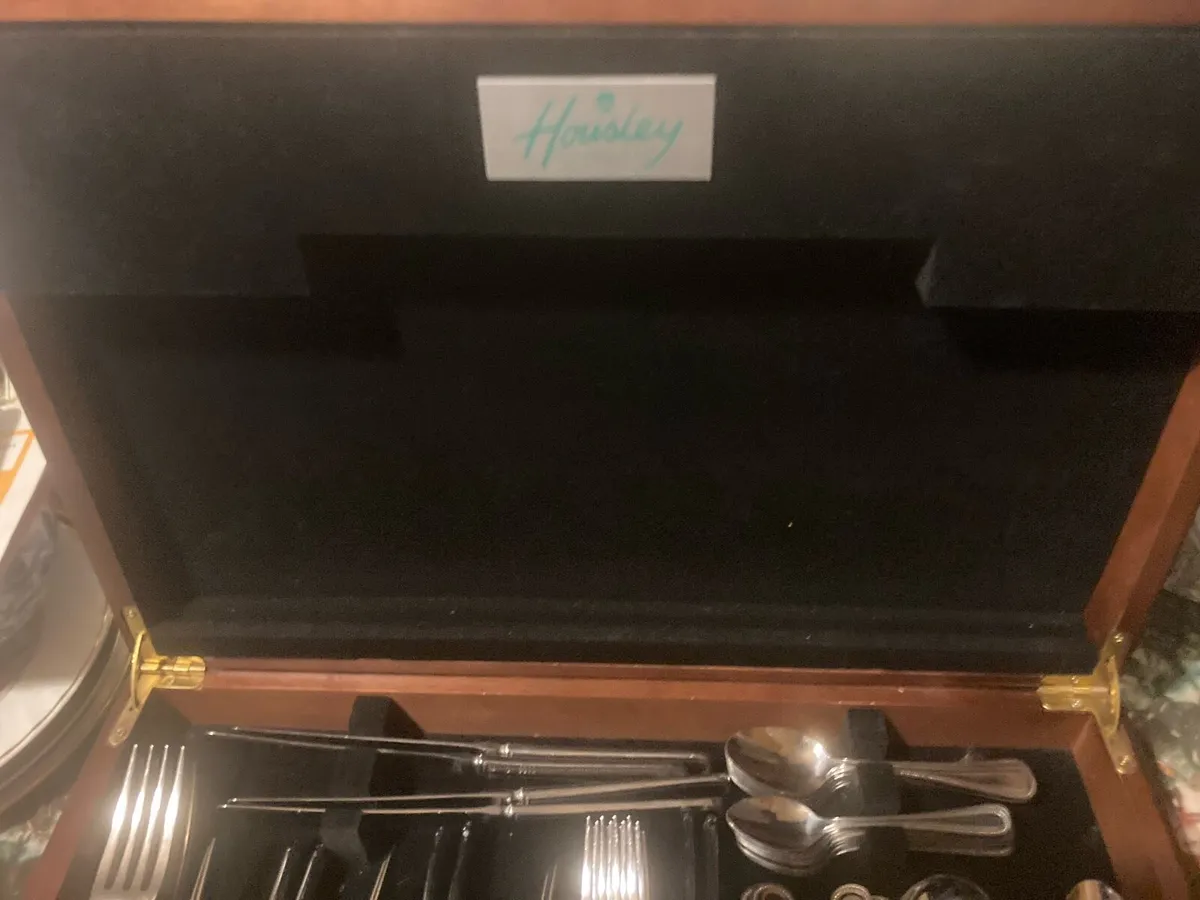 8 sitting cutlery set free postage - Image 2