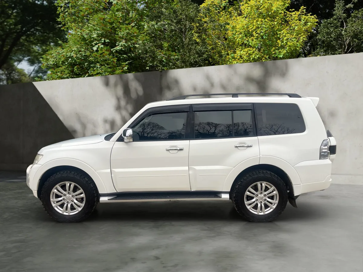 2020 Mitsubishi Pajero 3.2 Jap Import - Image 4