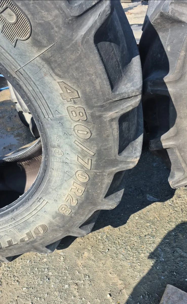 Goodyear 480 70 R28 tyres - Image 4