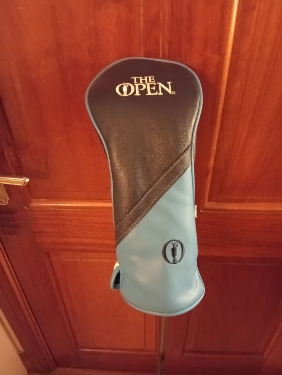 TaylorMade NEW Qi 35 Driver 10.5 Degree Reg Flex - Image 1