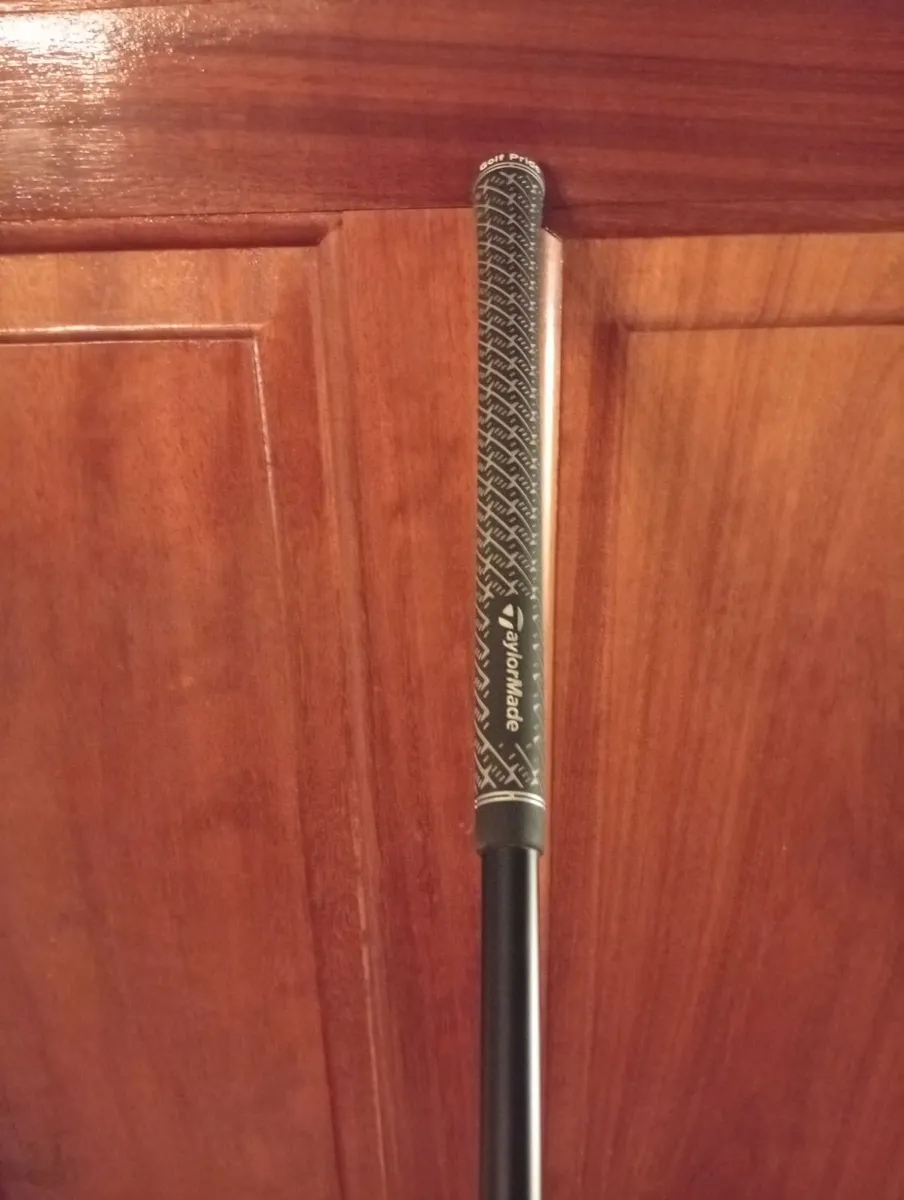 TaylorMade NEW Qi 35 Driver 10.5 Degree Reg Flex - Image 3