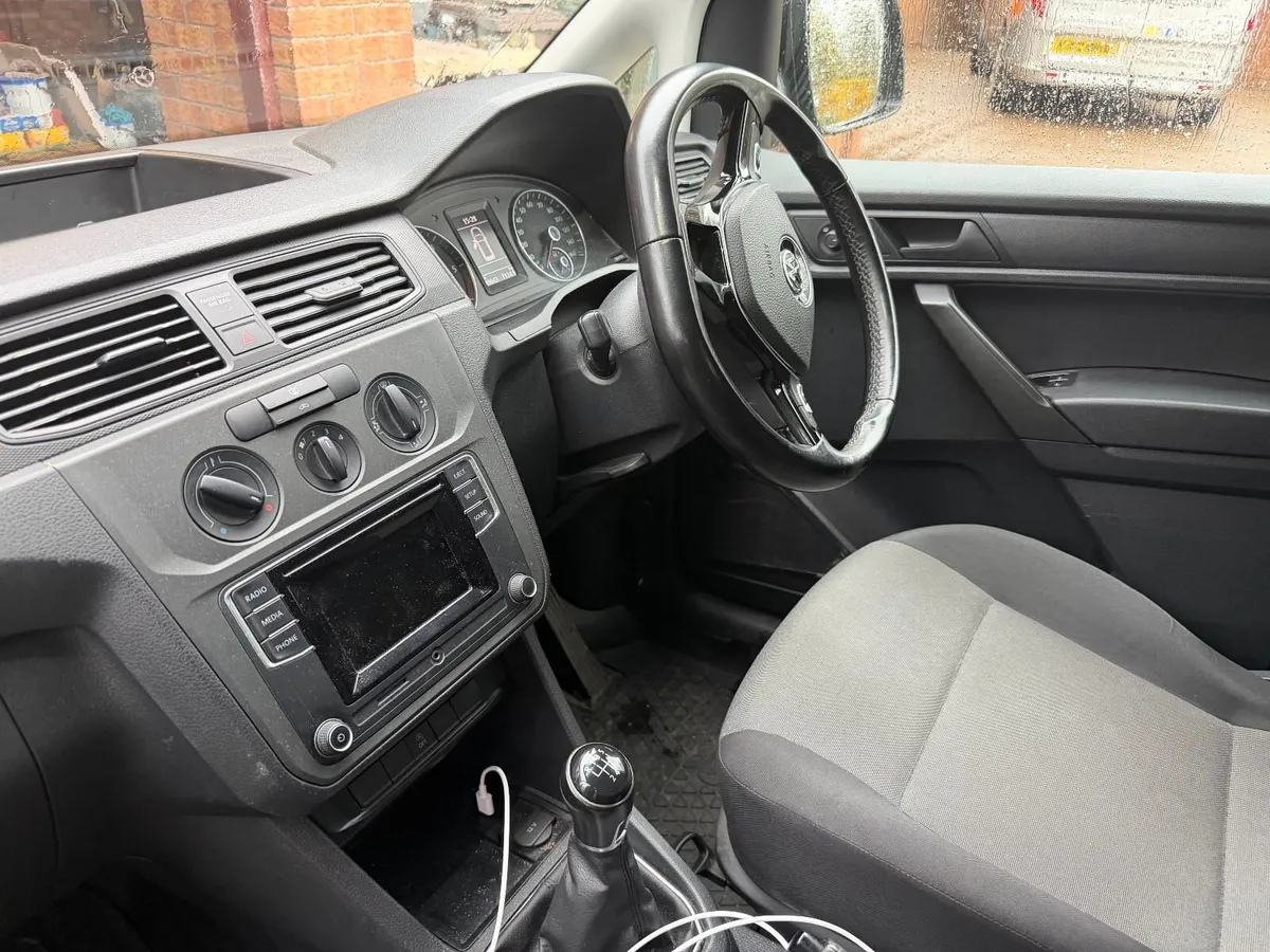 Volkswagen Caddy 2018 - Image 3