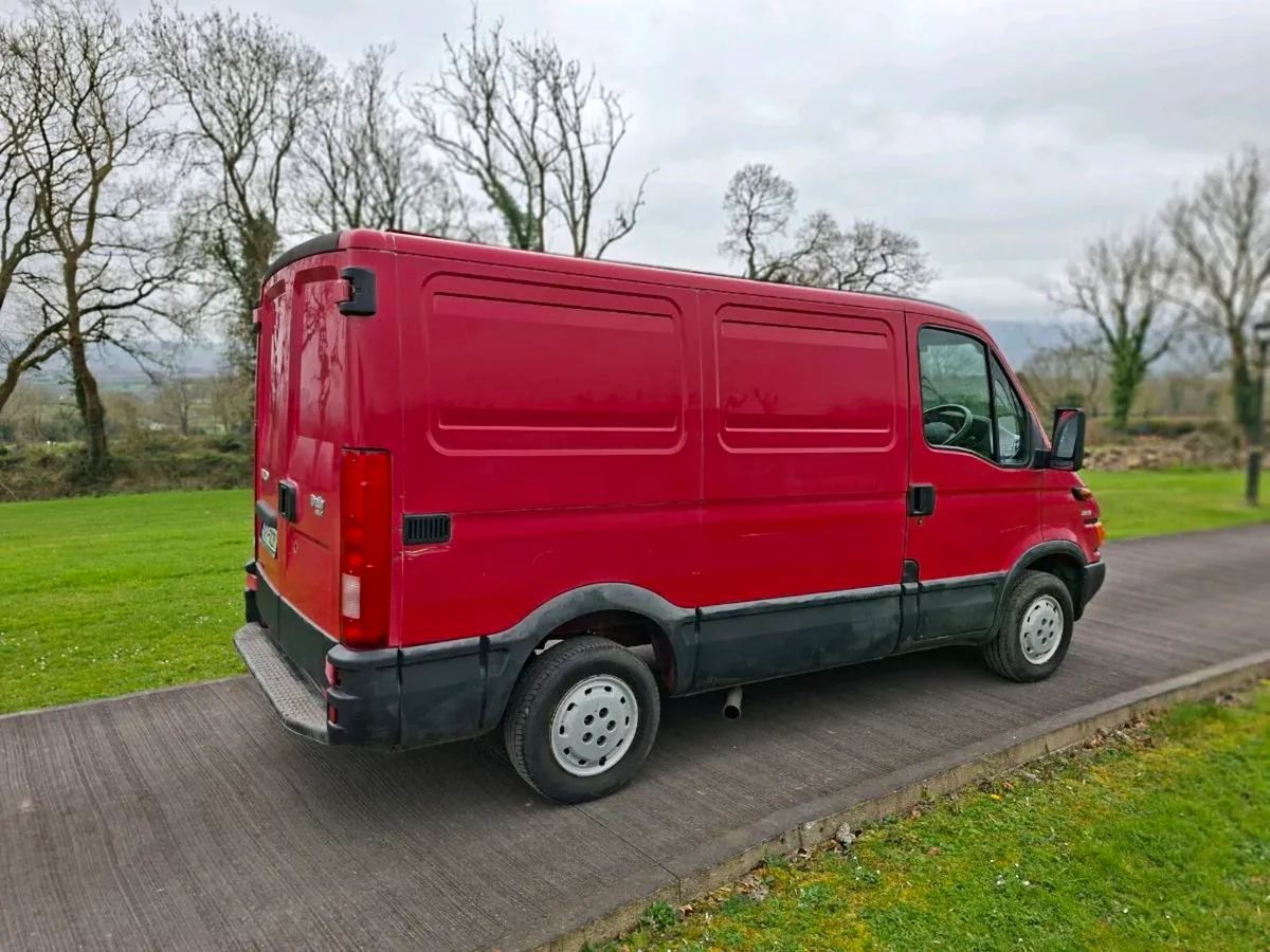 Iveco van - Image 3