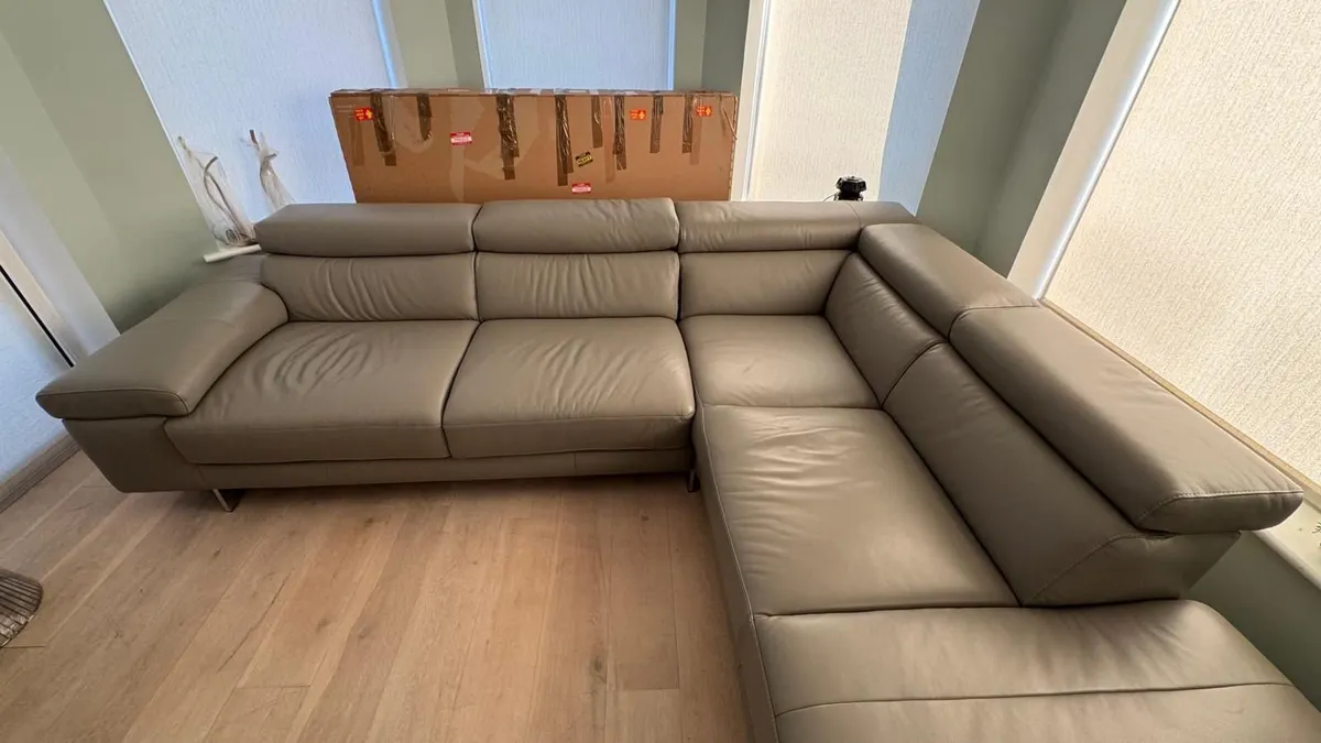 Natuzzi Editions Leather Corner Sectional Sofa - Image 3