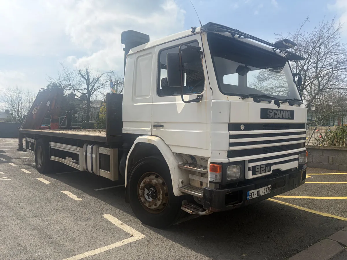 Scania 82M with Crane - Image 1