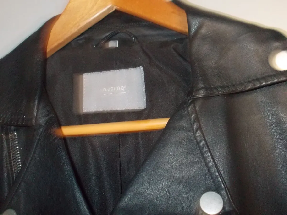 Black Leather Jacket - Image 3