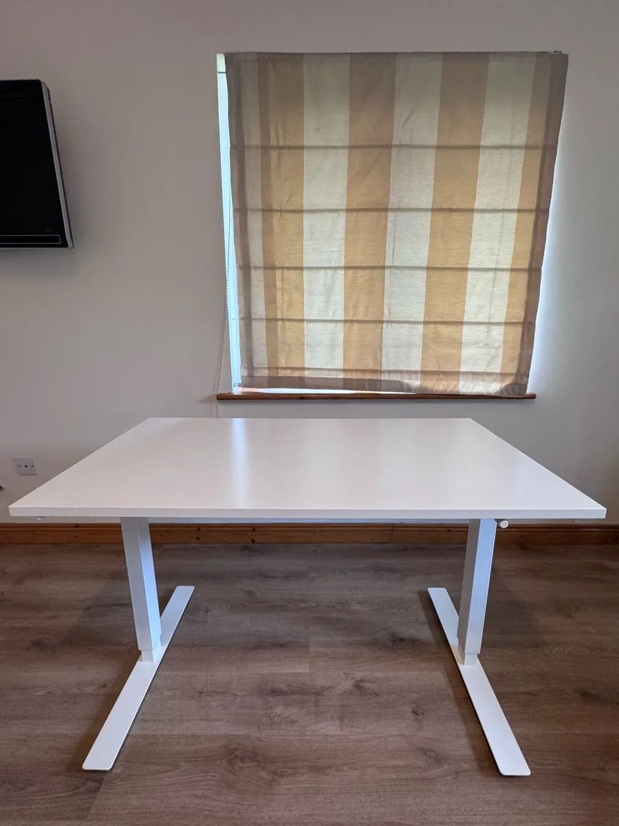 IKEA SKARSTA Height Adjustable Desk (Sit/Stand) - Image 1